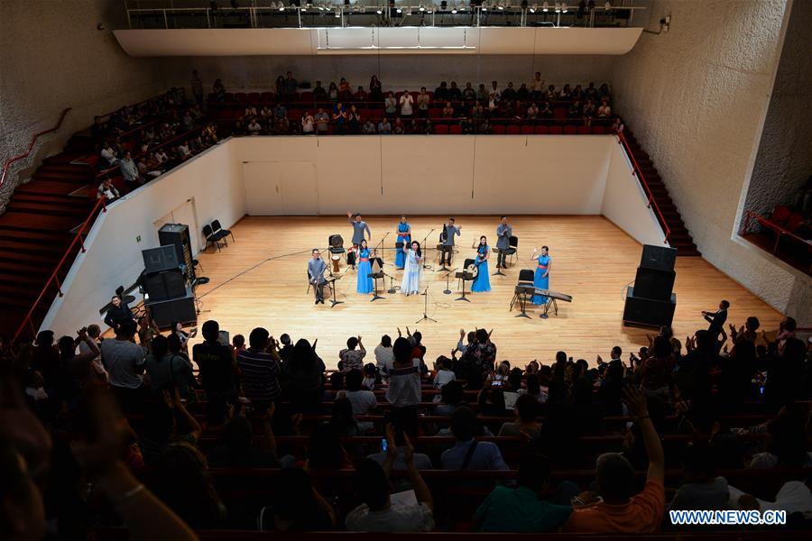 MEXICO-MEXICO CITY-CHINA-CONCERT