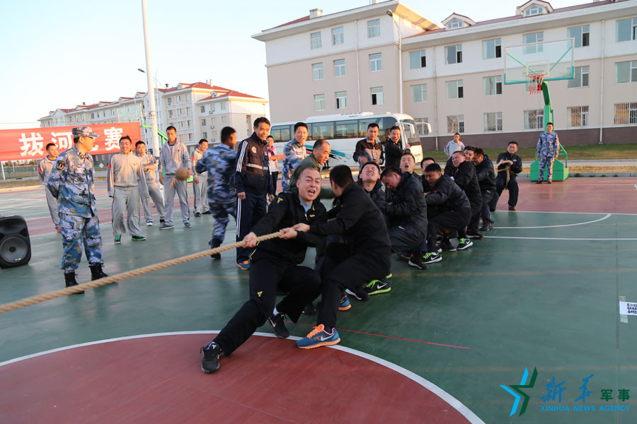 &uarr;資料圖片：張超積極參加團(tuán)文體活動(dòng)。