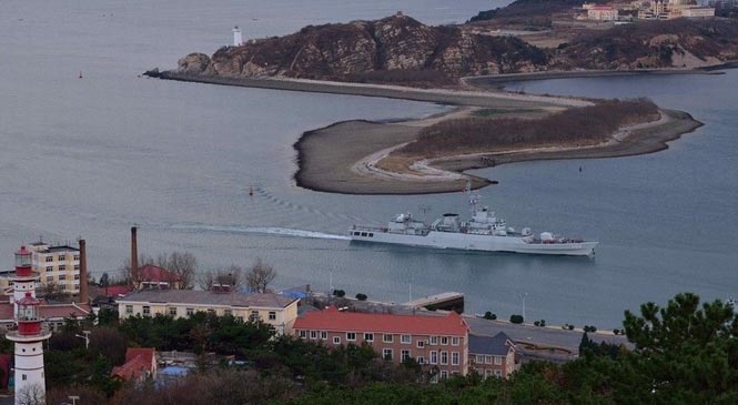 贊！網友俯拍解放軍旅順軍港