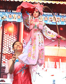 &ldquo;四海同春&rdquo;歐洲二團亮相倫敦特拉法加廣場