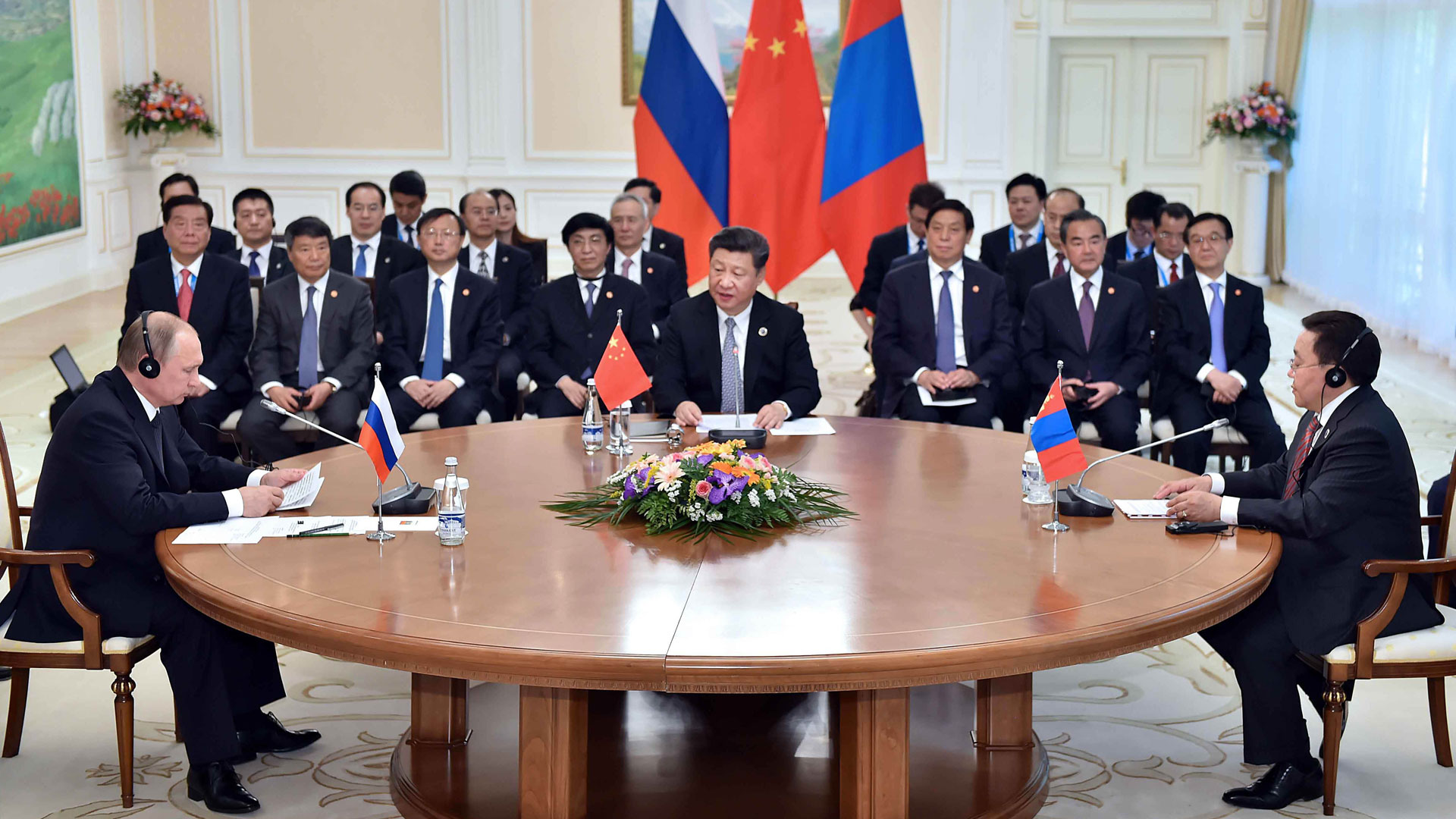 習近平主持中俄蒙三國元首第三次會晤