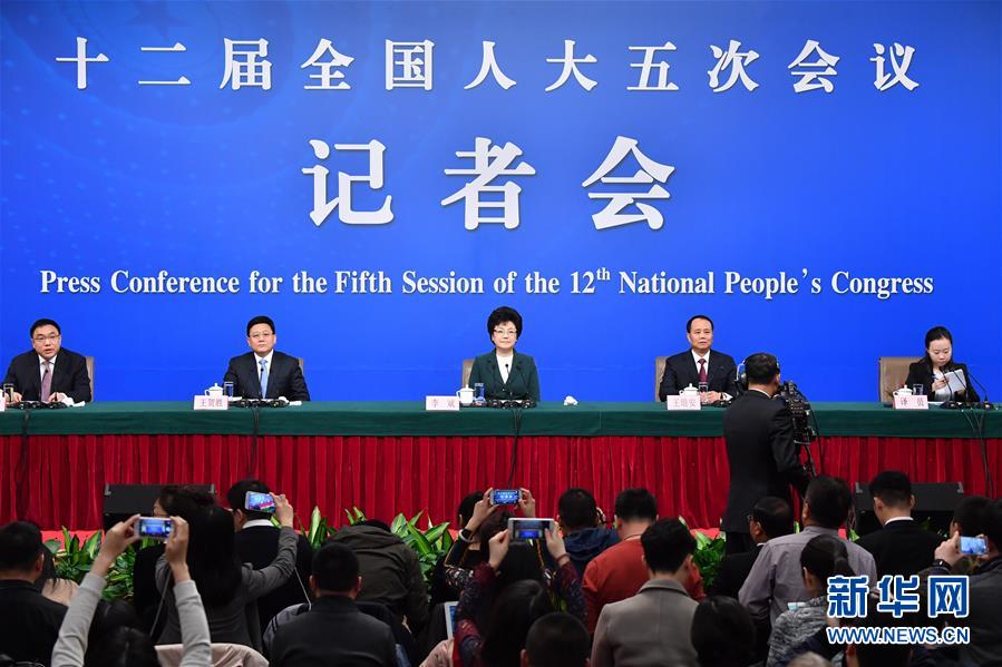 （兩會）（1）國家衛生計生委主任李斌等就&ldquo;&lsquo;十三五&rsquo;開局之年衛生計生改革發展&rdquo;答記者問