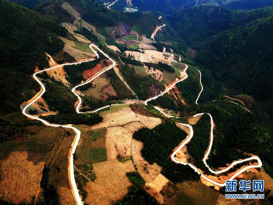 （輝煌60年&middot;壯美新廣西&middot;圖文互動）（7）從禿山到青山的蝶變&mdash;&mdash;廣西石漠化治理10年再現發展生機