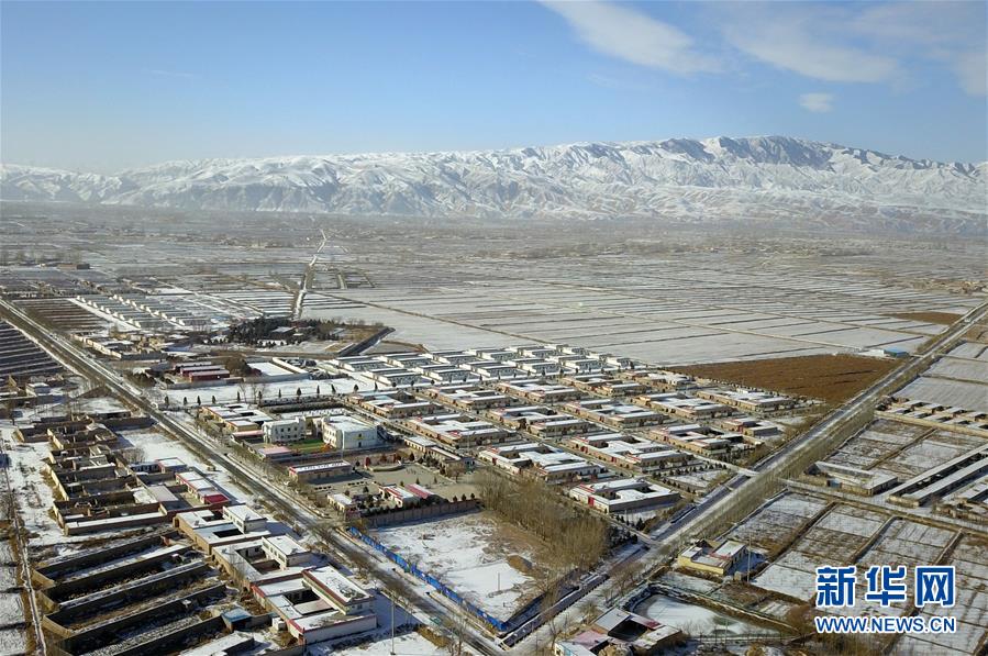 （慶祝改革開放40周年基層行&middot;村莊篇&middot;圖文互動）（5）甘肅武威上莊村：雜亂不堪的村莊變了 農民住進&ldquo;幸福院&rdquo;