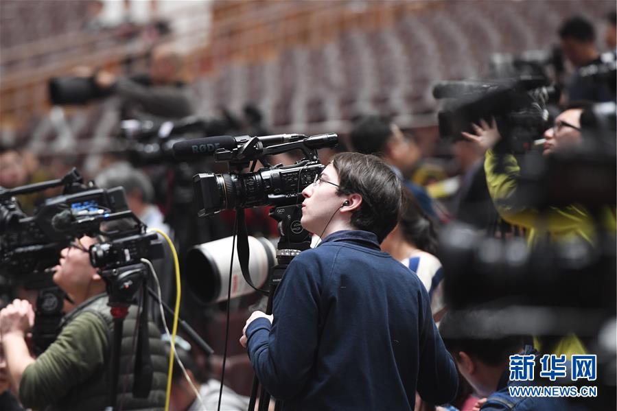 （兩會(huì)&middot;政協(xié)開幕）（8）全國(guó)政協(xié)十三屆一次會(huì)議在京開幕