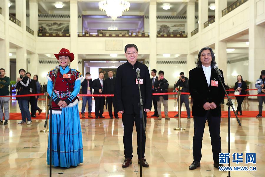 （兩會&middot;XHDW）（1）全國政協委員接受采訪