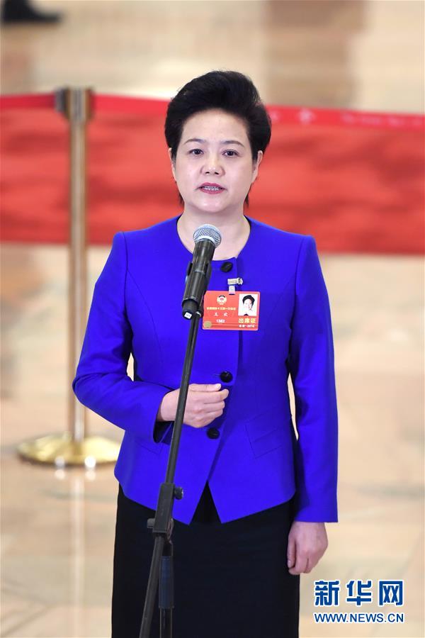 （兩會&middot;XHDW）（6）全國政協委員接受采訪