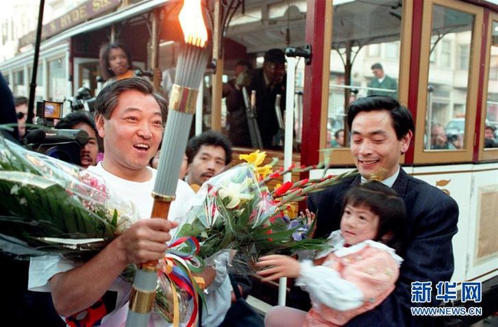 （改革先鋒風采&middot;圖文互動）（4）展現團結一致的拼搏精神&mdash;&mdash;記我國首位奧運冠軍許海峰