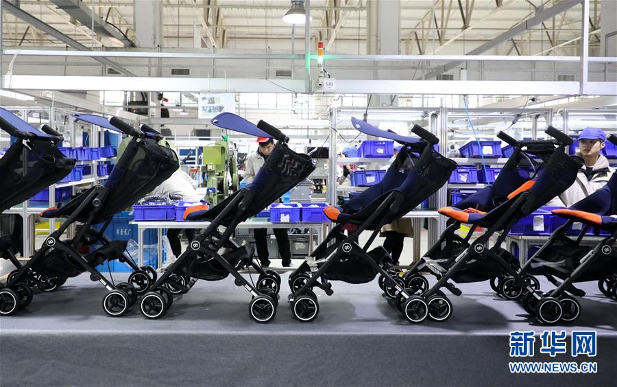 （在習近平新時代中國特色社會主義思想指引下&middot;將改革開放進行到底&middot;強國之基）（新華全媒頭條&middot;圖文互動）（2）奮斗不停步 改革再出發&mdash;&mdash;&ldquo;四個自信&rdquo;筑牢強國之基