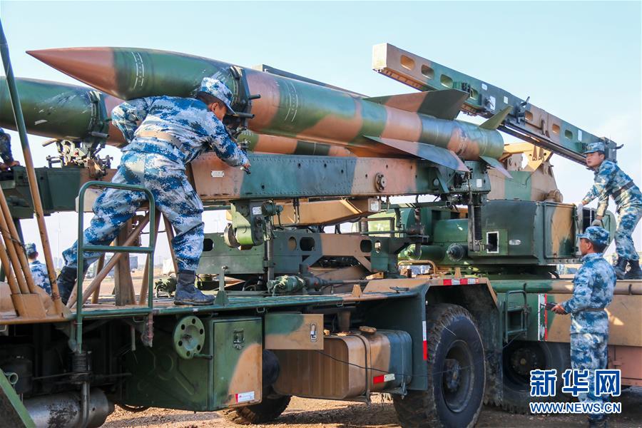 （新華全媒頭條&middot;圖文互動）（4）向祖國報告：我在戰位守萬家團圓&mdash;&mdash;解放軍和武警部隊新春佳節備戰執勤記事