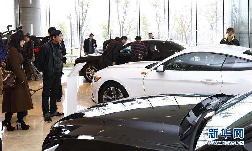 (新華全媒頭條·兩會前夕看落實·圖文互動)(3)改革風帆勁 創新逐浪高——上海落實習近平總書記全國兩會重要講話精神紀實