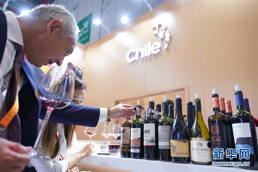 （新華全媒頭條&middot;圖文互動(dòng)）（7）舵穩(wěn)當(dāng)奮楫 風(fēng)勁好揚(yáng)帆&mdash;&mdash;寫在習(xí)近平主席提出中拉命運(yùn)共同體理念五周年之際