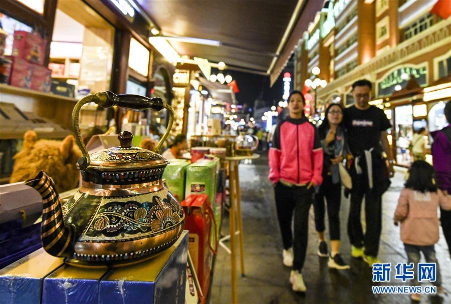 （新華全媒頭條&middot;圖文互動）（6）同心筑夢映天山&mdash;&mdash;新疆70年改革發展穩定述評