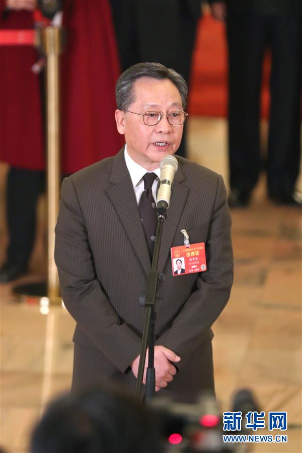 （兩會&middot;面對面）（8）全國人大代表接受采訪