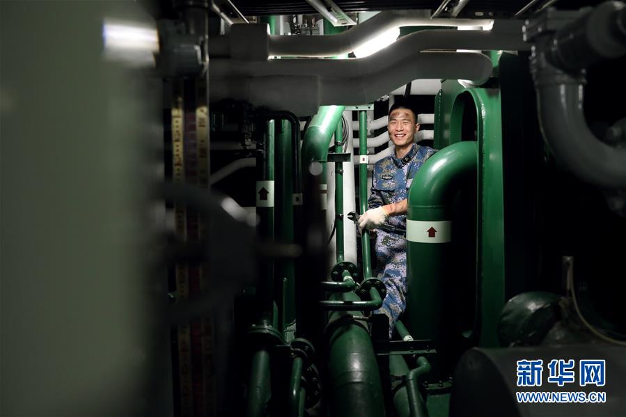 （新春走基層&middot;圖文互動）（5）&ldquo;我們的目標在視距之外，征途是星辰大海&rdquo;&mdash;&mdash;夜探國產首艘萬噸級驅逐艦南昌艦