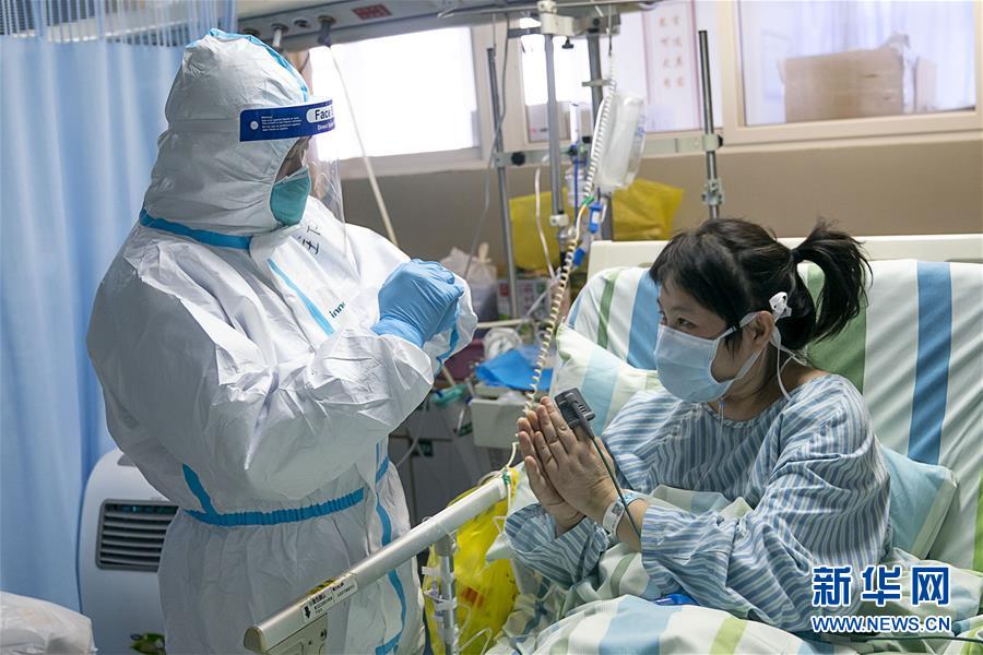 （新華全媒頭條&middot;圖文互動(dòng)）（14）萬眾一心迎挑戰(zhàn) 眾志成城戰(zhàn)疫情&mdash;&mdash;全國總動(dòng)員打響疫情防控阻擊戰(zhàn)紀(jì)實(shí)