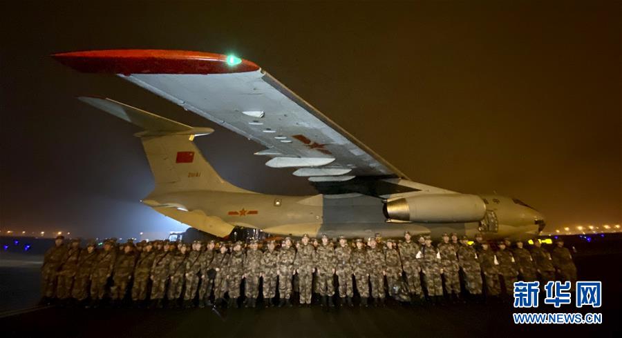 （新華全媒頭條&middot;圖文互動）（5）新華社評論員：危難時刻，黨員干部要挺身而出&mdash;&mdash;論堅決打贏疫情防控阻擊戰