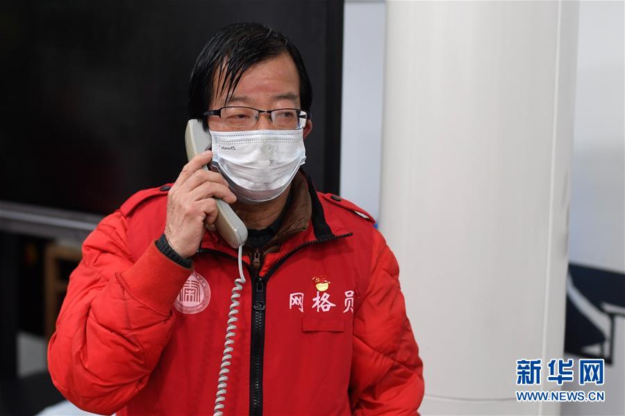 （在習近平新時代中國特色社會主義思想指引下&mdash;&mdash;新時代新作為新篇章&middot;習近平總書記關切事&middot;圖文互動）（5）鑄成防疫&ldquo;鐵軍&rdquo;&mdash;&mdash;基層防疫&ldquo;硬核&rdquo;故事