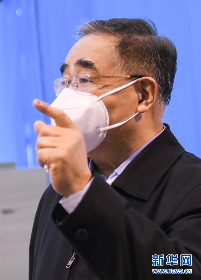 （聚焦疫情防控&middot;圖文互動）（4）&ldquo;治療輕癥患者中西醫結合很有效，不鼓勵人人吃藥來預防&rdquo;&mdash;&mdash;專訪中國工程院院士、天津中醫藥大學校長張伯禮