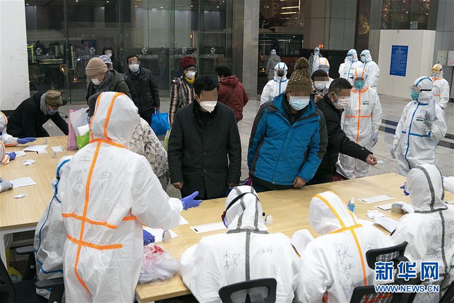 （新華全媒頭條&middot;圖文互動）（7）托舉生命的方舟&mdash;&mdash;方艙醫院建設記