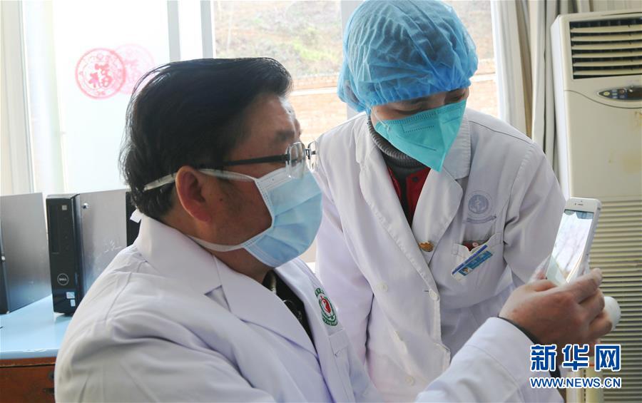 （聚焦疫情防控&middot;圖文互動）（1）參與救治新冠肺炎確診病例超八成&mdash;&mdash;中醫藥在抗擊疫情中貢獻力量