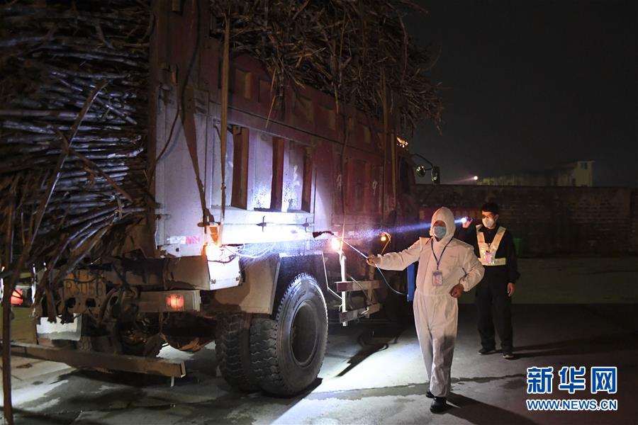 （圖文互動）（7）&ldquo;早一天復(fù)工，損失就少一點&rdquo;&mdash;&mdash;廣西以精準(zhǔn)防控推動復(fù)工復(fù)產(chǎn)一線見聞