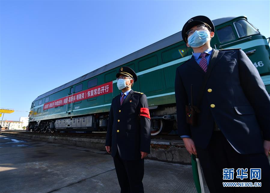 （抓好經濟發(fā)展　應對復雜局面&middot;圖文互動）（3）&ldquo;我們的訂單正回流&rdquo;&mdash;&mdash;江西外貿企業(yè)復工復產見聞