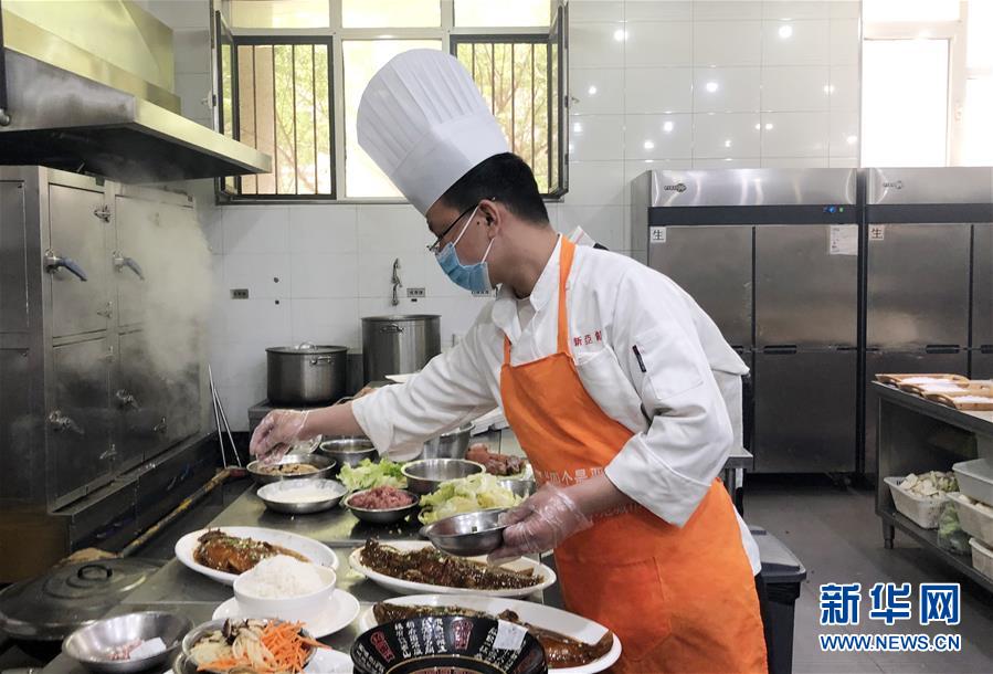 (聚焦復工復產·圖文互動)(3)春暖花開迎客來——天津餐飲業回暖一線直擊