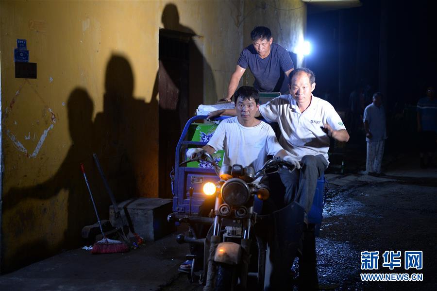 （圖文互動(dòng)）（5）開(kāi)閘前后&mdash;&mdash;王家壩24小時(shí)