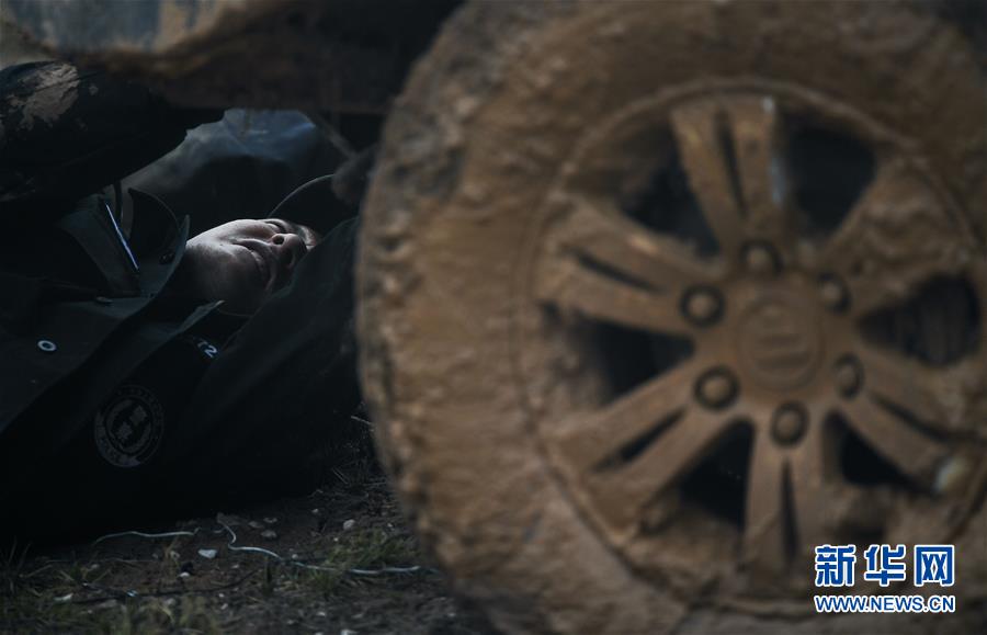 （圖文互動）（8）記者手記：可可西里，&ldquo;挪&rdquo;向&ldquo;藏羚羊大產房&rdquo;的14個半小時