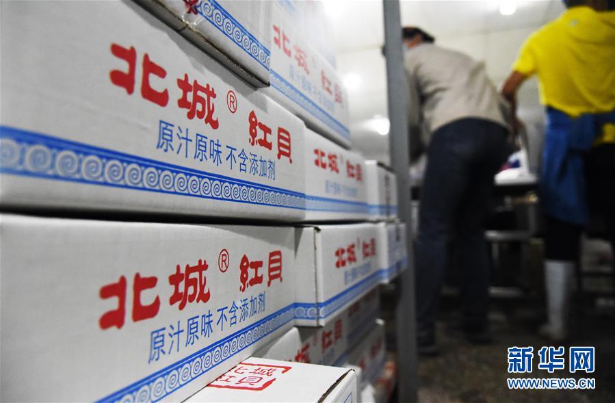 （走向我們的小康生活&middot;圖文互動）（2）長島漁民的扇貝喜事：從請客求人買到供不應求