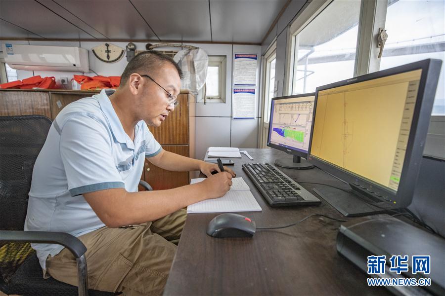 （防汛抗洪&middot;圖文互動）（9）筑起防大汛的堅強防線&mdash;&mdash;重慶防御長江、嘉陵江過境洪峰現(xiàn)場記錄