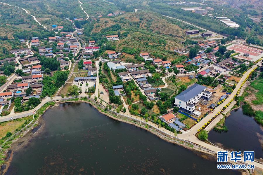（走向我們的小康生活&middot;圖文互動）（1）小山村辦起&ldquo;騎行俱樂部&rdquo;&mdash;&mdash;鄉村變富變美帶來的新鮮事