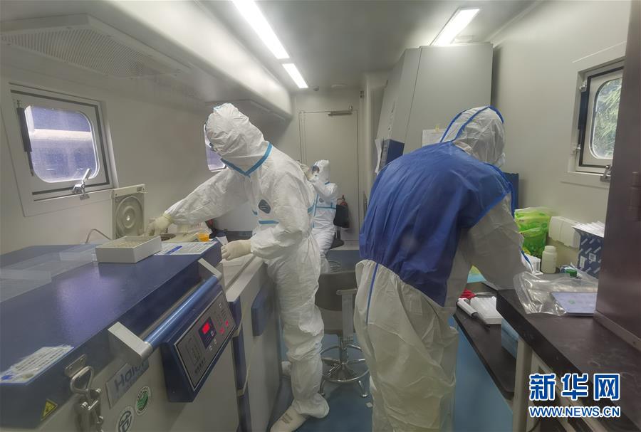 （抗疫一線醫(yī)務(wù)人員英雄群體&middot;圖文互動(dòng)）（6）沖鋒在抗疫一線的&ldquo;科研鐵軍&rdquo;&mdash;&mdash;軍事科學(xué)院軍事醫(yī)學(xué)專(zhuān)家組抗擊新冠肺炎疫情記事