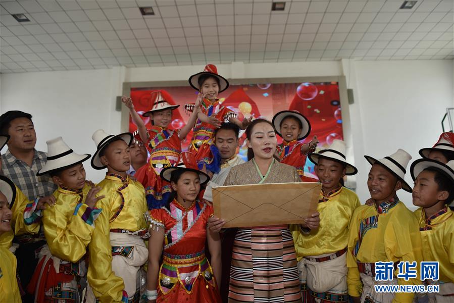 （集中連片特困地區(qū)貧困村調(diào)研行&middot;圖文互動）（1）長江源村人的兩個家和幸福夢&mdash;&mdash;青海格爾木市長江源村脫貧調(diào)查