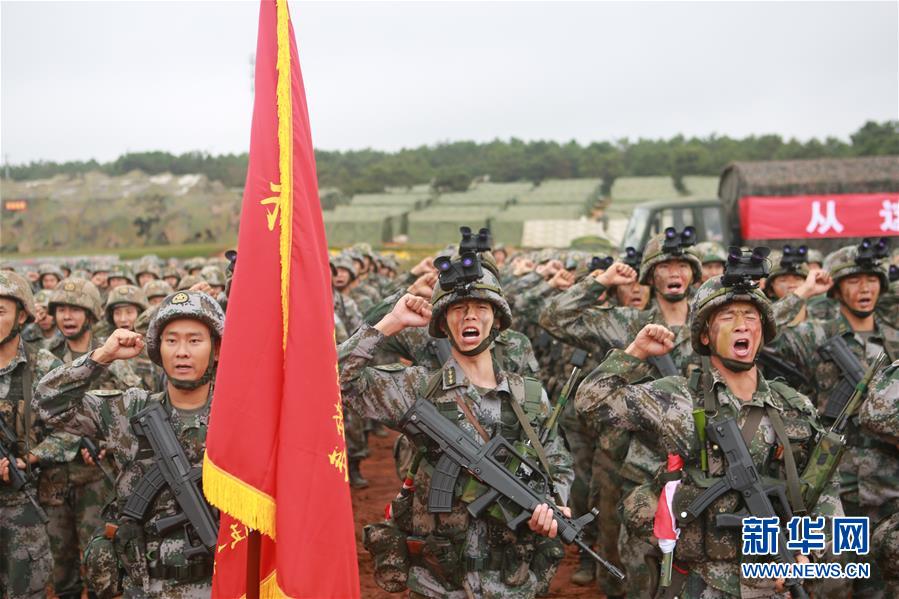 （在習近平強軍思想指引下&middot;我們在戰位報告&middot;圖文互動）（1）千里移防，鐵心跟黨走&mdash;&mdash;南部戰區陸軍第75集團軍某紅軍旅政治建軍、練兵備戰記事