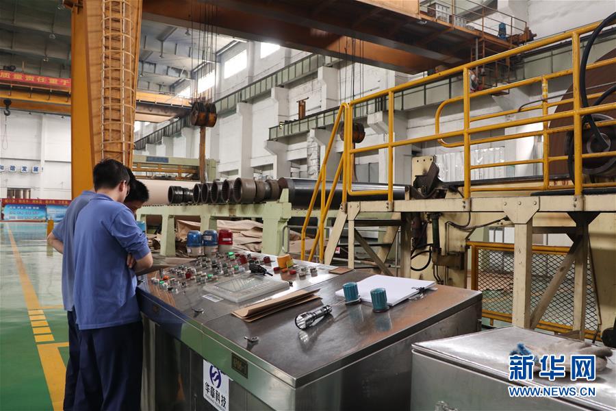 （全面建成小康社會&ldquo;百城千縣萬村調(diào)研行&rdquo;&middot;圖文互動）（2）產(chǎn)業(yè)強起來 精神富起來&mdash;&mdash;廣東潢涌&ldquo;落后地&rdquo;變&ldquo;明星村&rdquo;的小康之路