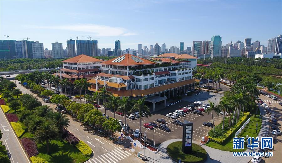 （在習(xí)近平新時代中國特色社會主義思想指引下&mdash;&mdash;新時代新作為新篇章&middot;總書記關(guān)切開放事&middot;圖文互動）（7）開放的故事講不完&mdash;&mdash;海南開放再&ldquo;提速&rdquo;