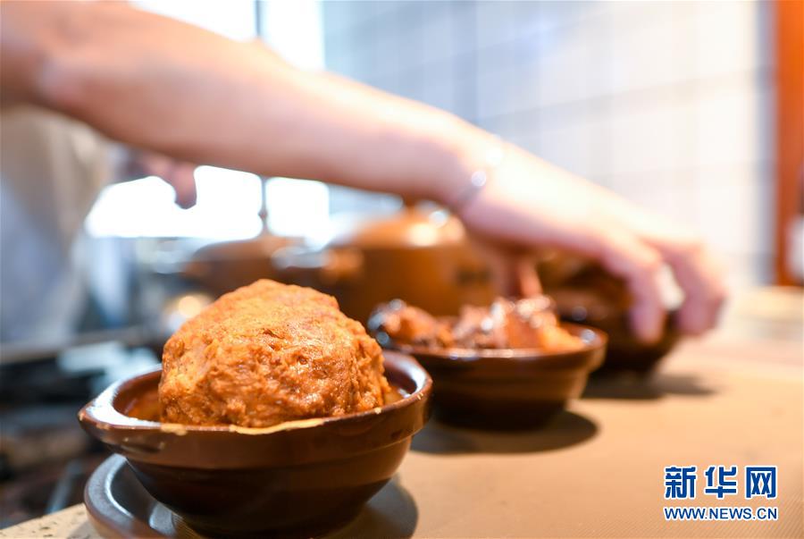 （在習近平新時代中國特色社會主義思想指引下&mdash;&mdash;新時代新作為新篇章&middot;習近平總書記關切事&middot;圖文互動）（7）珍惜盤中餐，狠剎浪費風&mdash;&mdash;各地積極行動堅決制止餐飲浪費