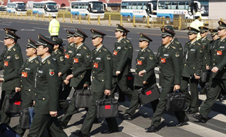 代表走向人民大會堂