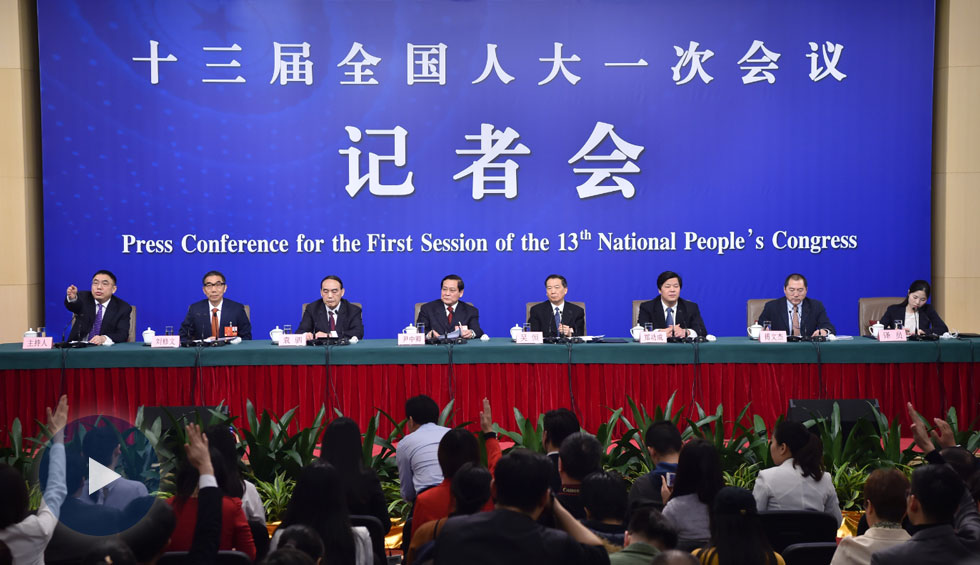 全國人大相關負責人就&ldquo;人大監督工作&rdquo;答問