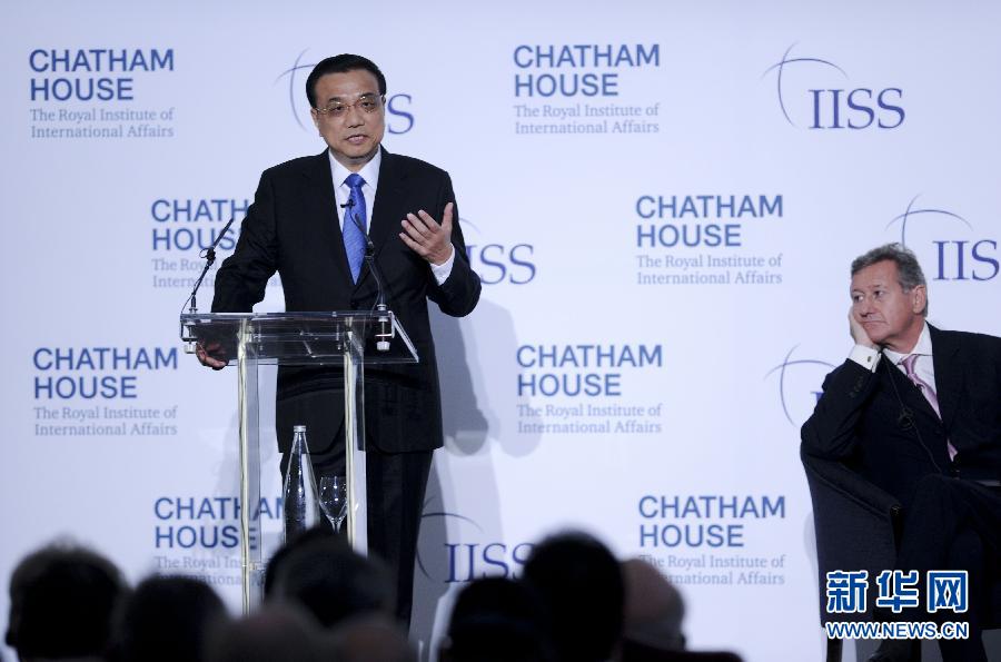 6月18日，國務院總理李克強在倫敦金融城市長官邸面向英國皇家國際問題研究所和國際戰略研究所兩大智庫發表題為《共建包容發展的美好世界》的演講。新華社記者 張鐸 攝 