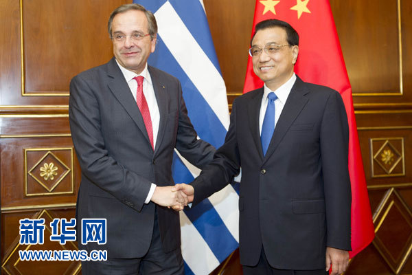 10月16日，中國國務(wù)院總理李克強(qiáng)在意大利米蘭會(huì)見希臘總理薩馬拉斯。 新華社記者 謝環(huán)馳 攝