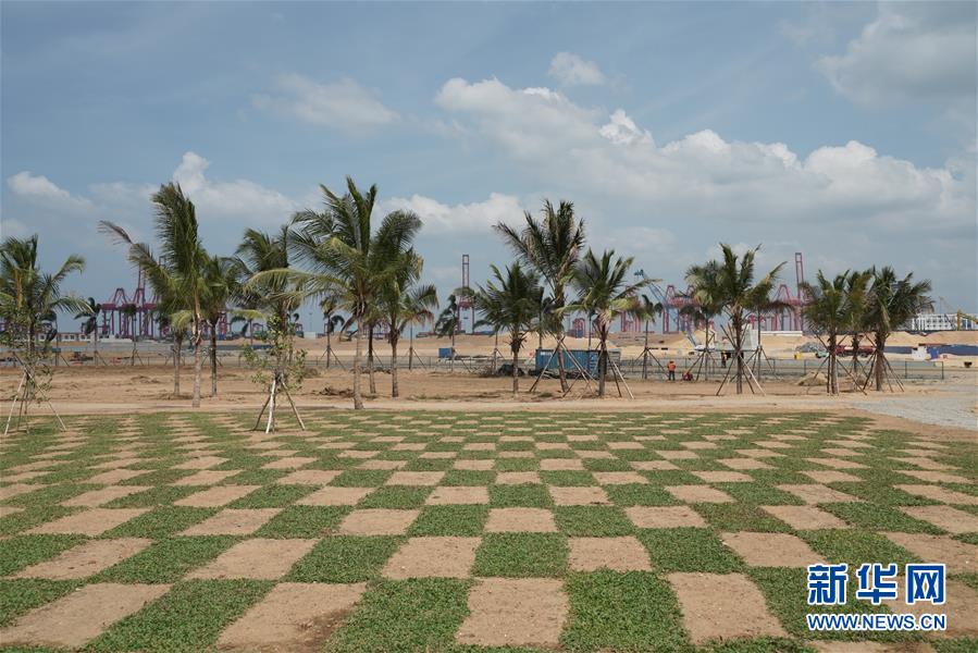 （國際&middot;圖文互動(dòng)）（2）通訊：春節(jié)，&ldquo;是工期而不是假期&rdquo;&mdash;&mdash;記科倫坡港口城的中國建設(shè)者