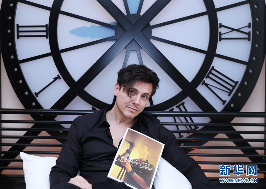 （國際&middot;圖文互動）（1）通訊：手牽手，我們共同驅散陰霾&mdash;&mdash;法國音樂人創作抗疫歌曲背后的故事