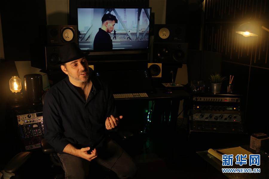 （海外抗疫故事&middot;圖文互動(dòng)）（1）通訊：用原創(chuàng)音樂支持中國抗擊新冠疫情的以色列歌手