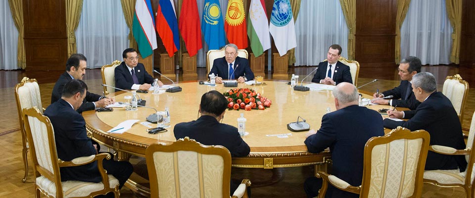 納扎爾巴耶夫集體會見上海合作組織成員國總理、秘書長和地區(qū)反恐怖機構執(zhí)委會主任