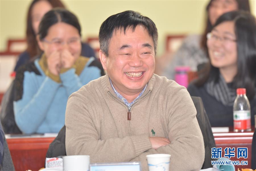 倪峰在新華網&ldquo;縱論天下&rdquo;國際問題研討會上發言