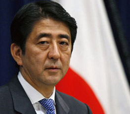 2013，安倍的&ldquo;狂人日記&rdquo;